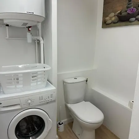 Apartment T2 Leon Blum Pachon