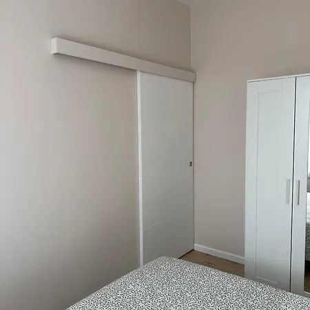 T2 Leon Blum Pachon Apartment